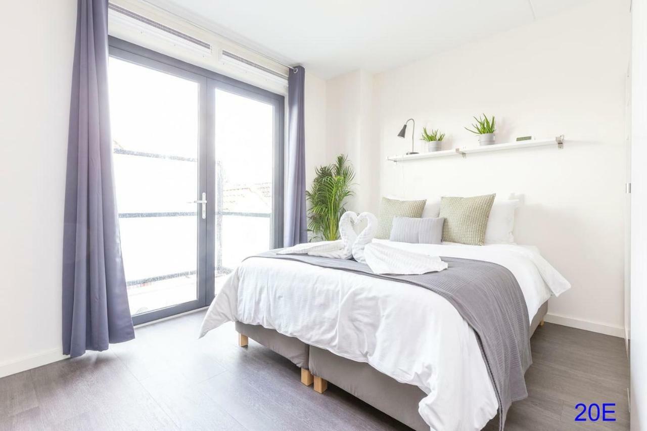 New Delft City View Central Modern Family Top Floor Apartment Utopia 20E Exteriör bild
